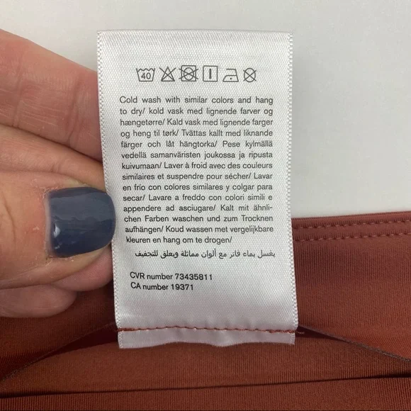 Girlfriend Collective Compressive High Waisted Leggings: Sedona/Ember (Rust) - Picture 13 of 13